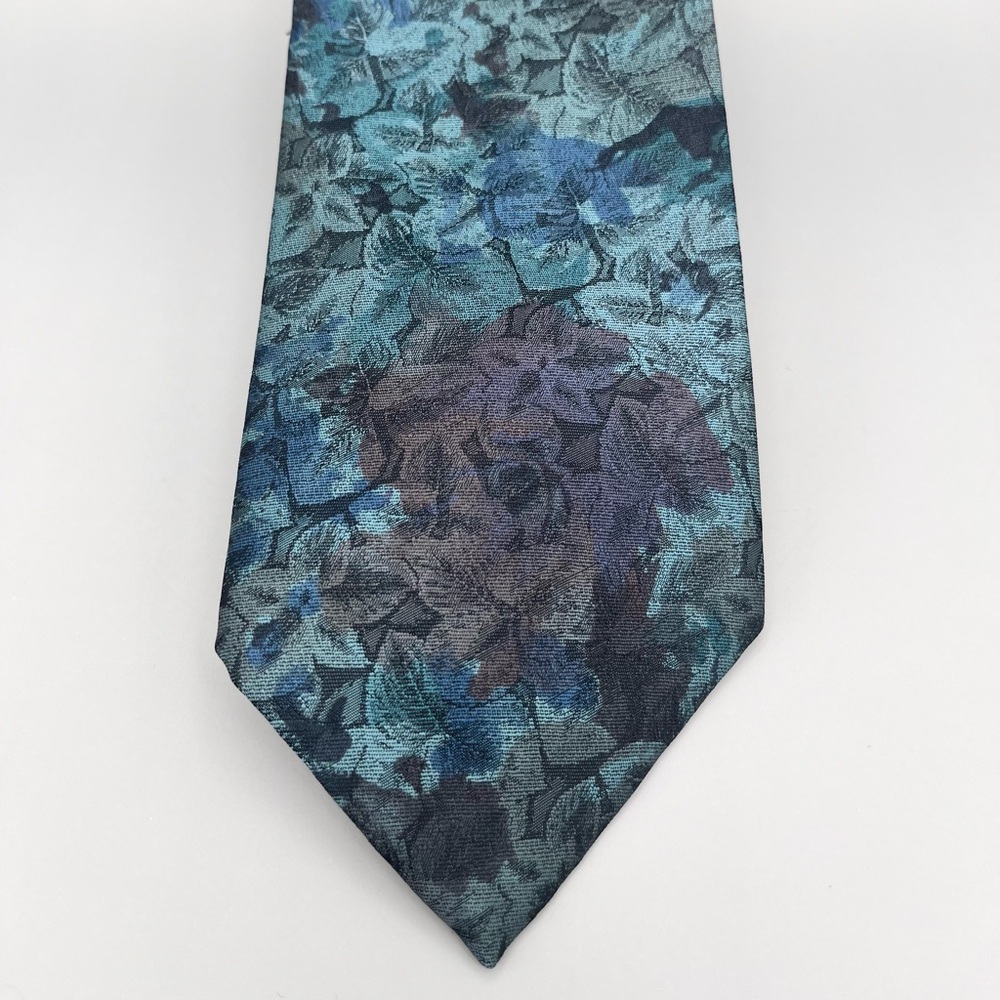 Vtg Oscar de la Renta Studio tie